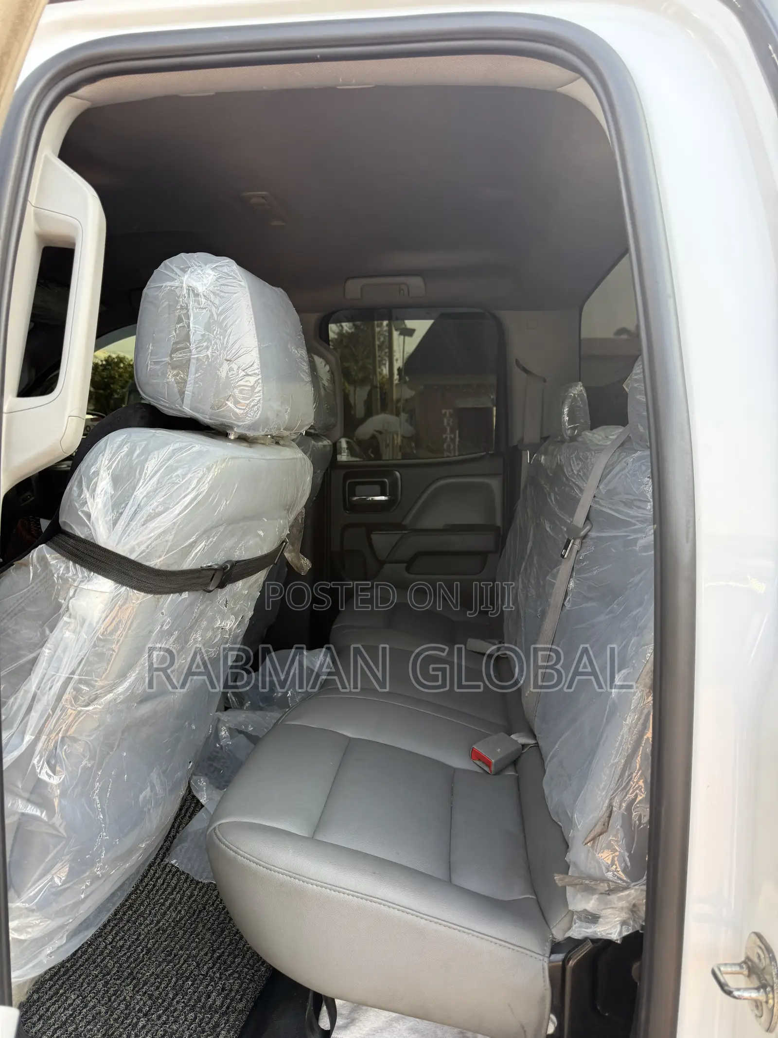 Chevrolet Silverado 2014 White