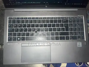 Laptop HP ZBook Firefly 14 G7 16GB Intel Core i7 SSD 256GB