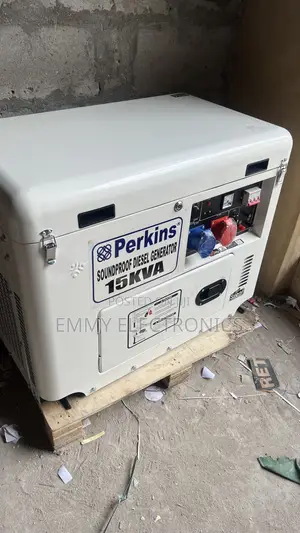 Perkins 15kva Diesel Soundproof Generator Model Sp15000 100% Copper