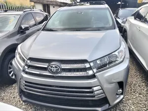 Toyota Highlander Limited 4x4 V6 (3.5L 6cyl 8A) 2017 Silver