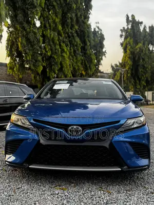 Toyota Camry XSE (2.5L 4cyl 8A) 2019 Blue