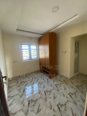 2bdrm Block of Flats in Therra Annet, Sangotedo for rent