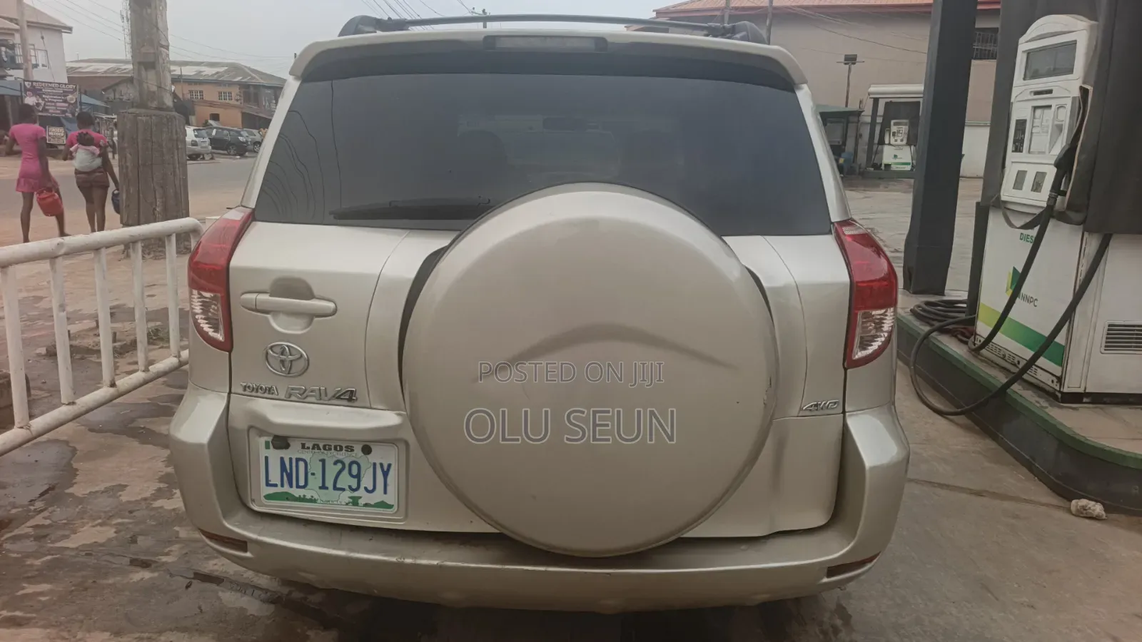 Toyota RAV4 Limited V6 2007 Gold