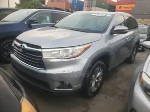 Toyota Highlander Limited 4dr SUV (3.5L 6cyl 6A) 2015 Silver