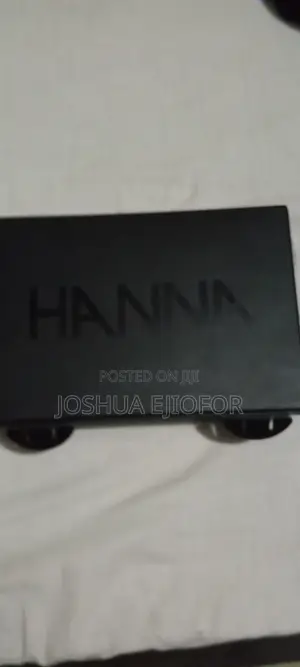 HANNA Portable pH/mV Meter