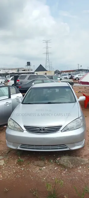 Toyota Camry LE 4dr Sedan (2.4L 4cyl 5A) 2006 Gray