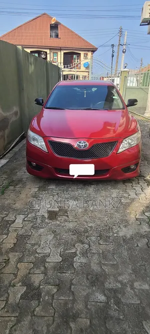 Toyota Camry SE 4dr Sedan (2.5L 4cyl 6AM) 2010 Red