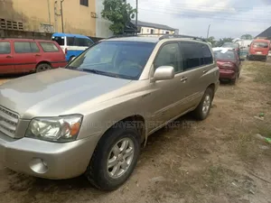 Toyota Highlander Limited V6 4x4 2004 Gold