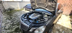 Mercedes-Benz E350 Base 4Matic Sedan AWD (3.5L 6cyl 7A) 2010 Ivory