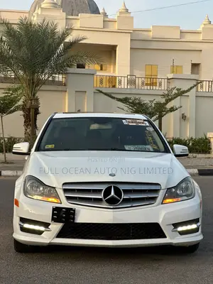 Mercedes-Benz C300 2013 White