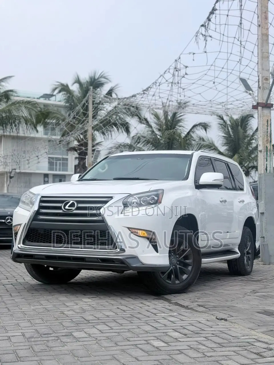 Lexus GX 460 Base 2018 White