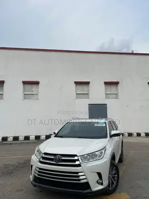 Toyota Highlander XLE 2019 White