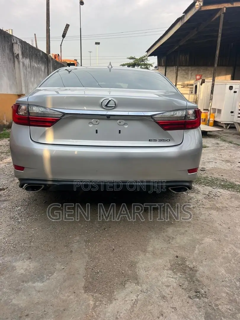 Lexus ES 2016 Silver