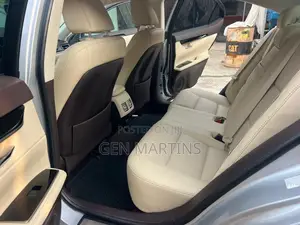 Lexus ES 2016 Silver