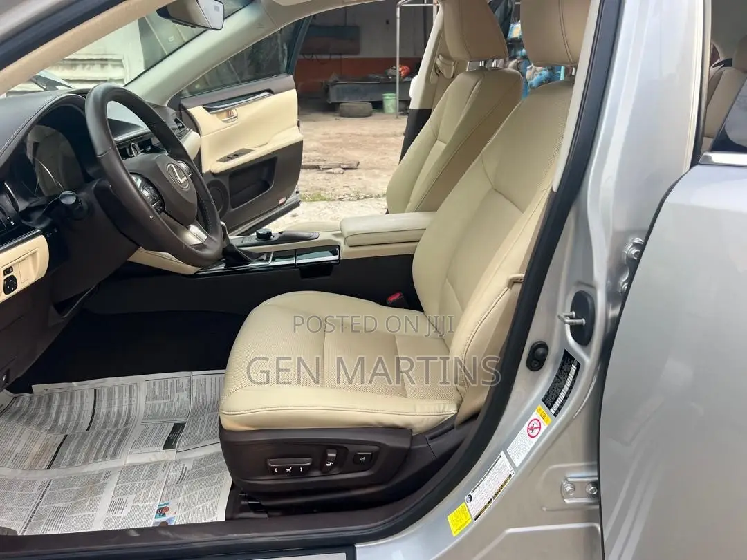 Lexus ES 2016 Silver