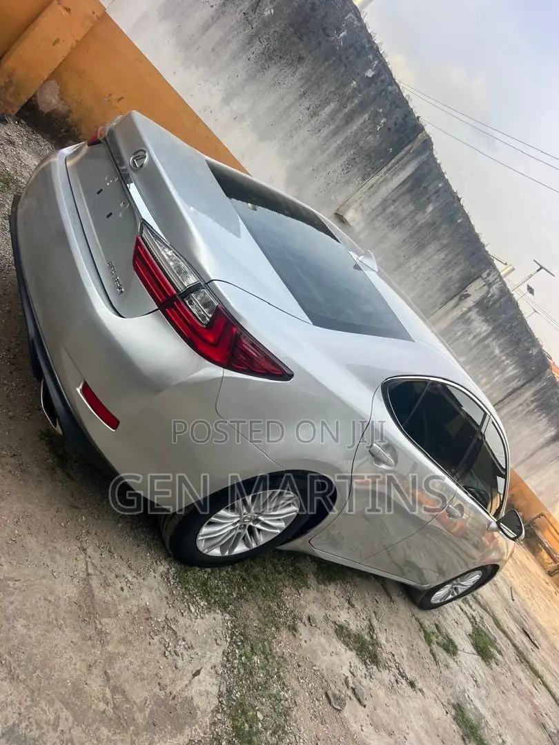 Lexus ES 2016 Silver