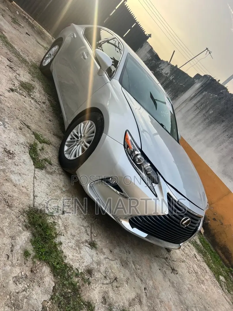 Lexus ES 2016 Silver