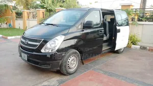 Hyundai H1 2015 Black