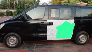 Hyundai H1 2015 Black