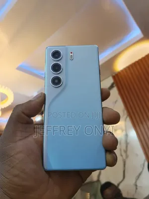 Tecno Camon 40 128 GB Blue