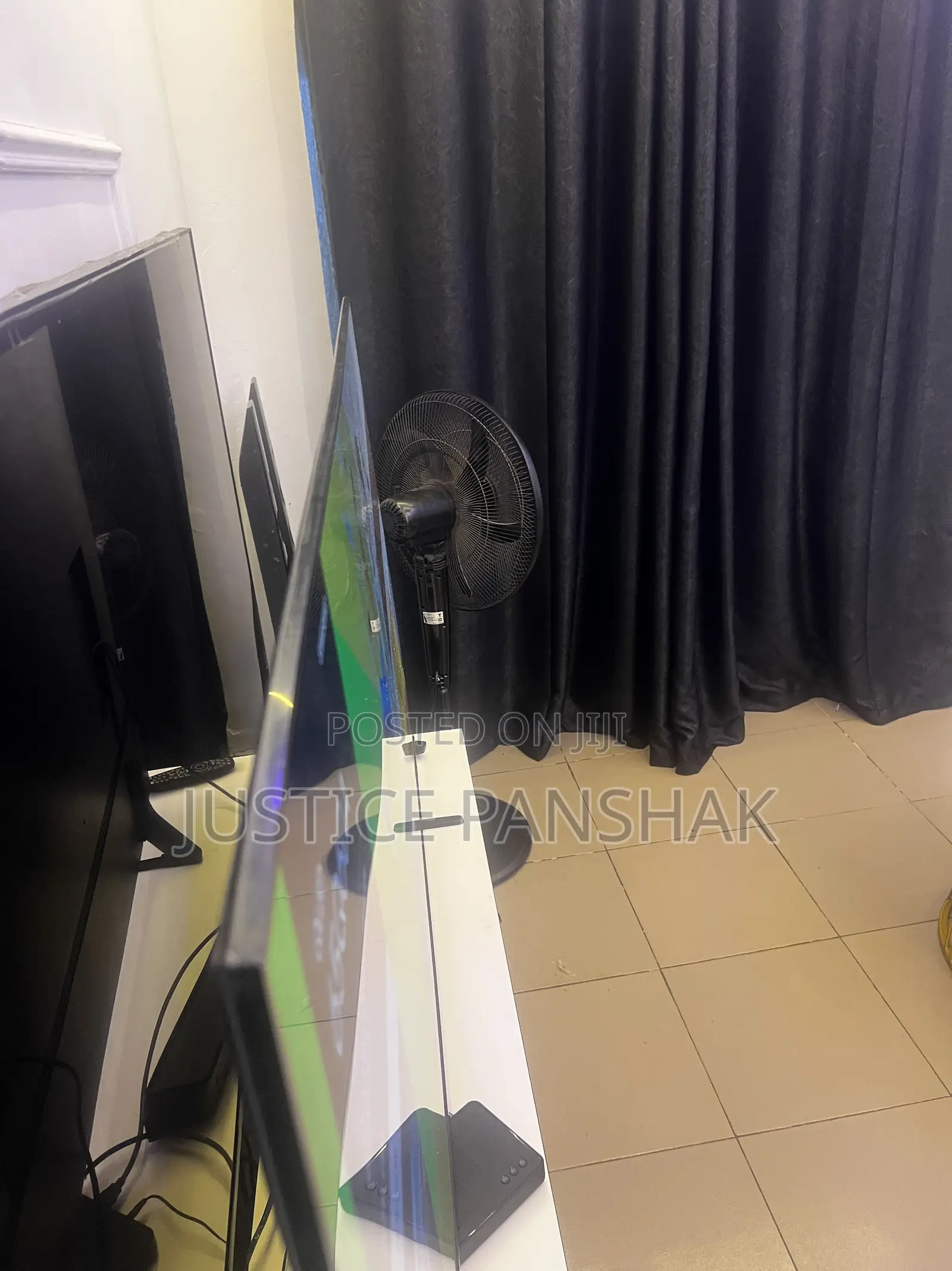 Samsung Qled Airslim Q60a