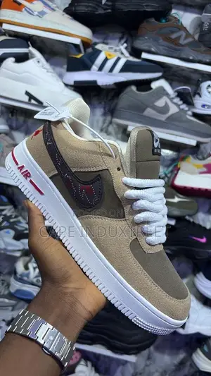 Nike AF1 Soft Sneakers