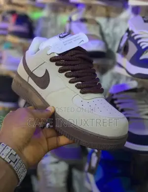 Nike AF1 Soft Sneakers