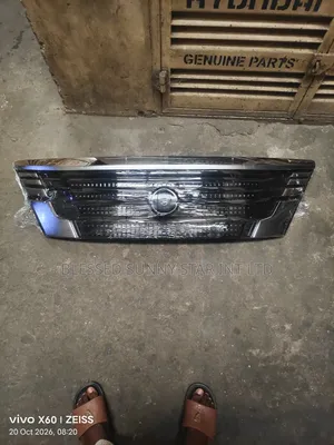 Front Grille Nissan Urvan
