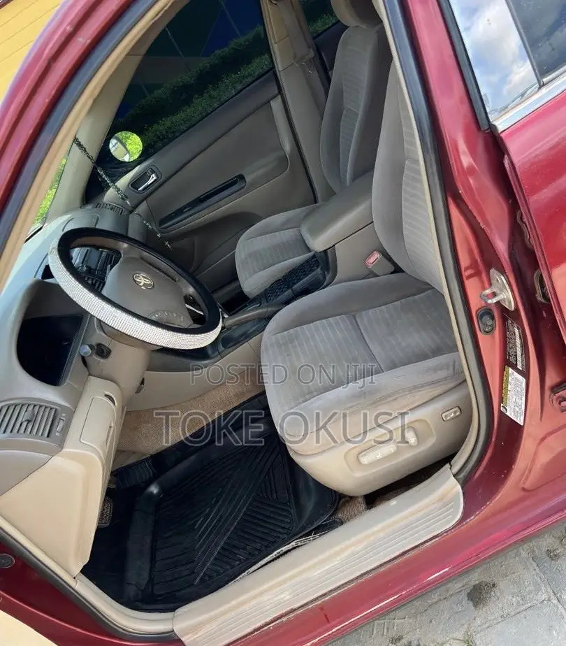 Toyota Camry 2005 White