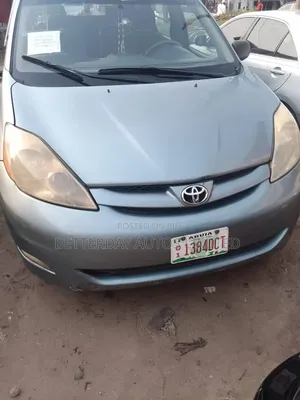 Toyota Sienna 2006 Blue