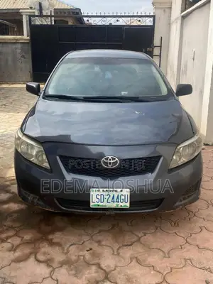 Toyota Corolla 2010 Gray