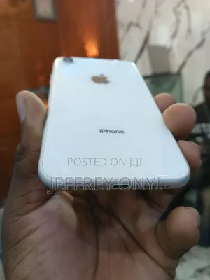 Apple iPhone XR 128 GB White