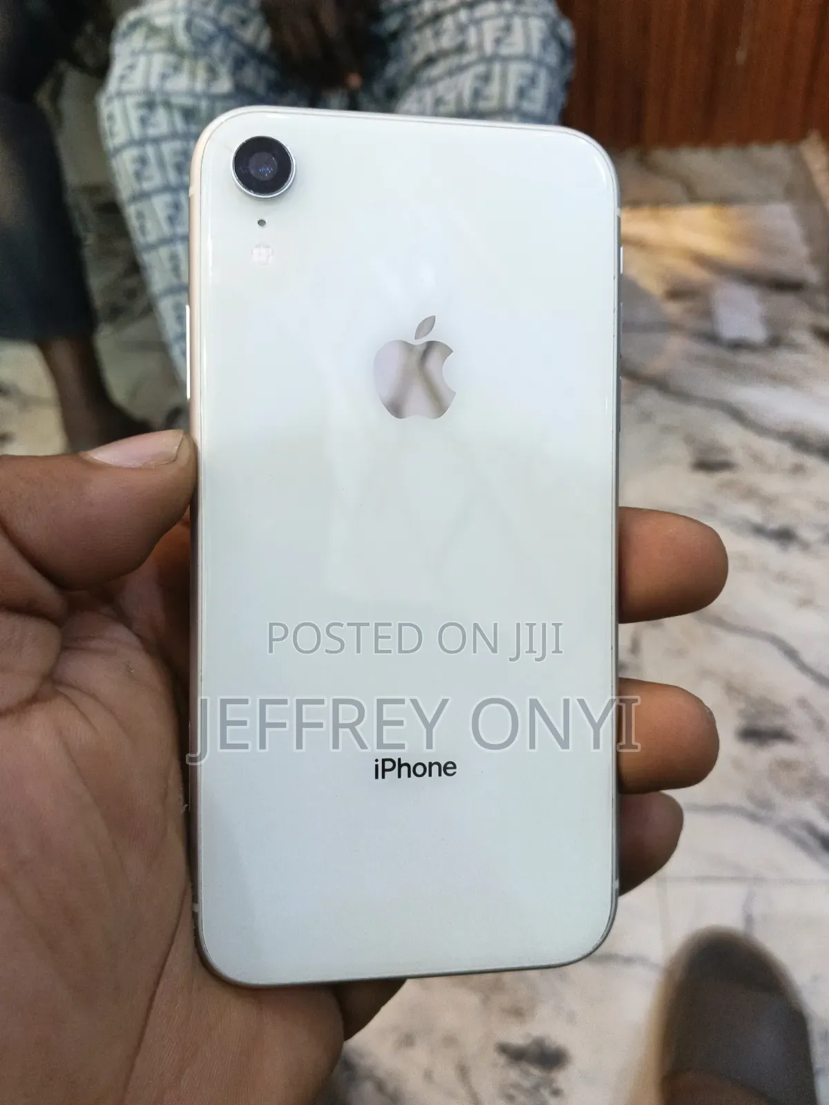 Apple iPhone XR 128 GB White