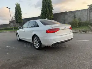 Audi A4 2.0T Premium Multitronic 2013 White