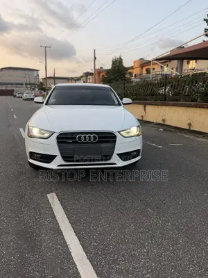 Audi A4 2.0T Premium Multitronic 2013 White