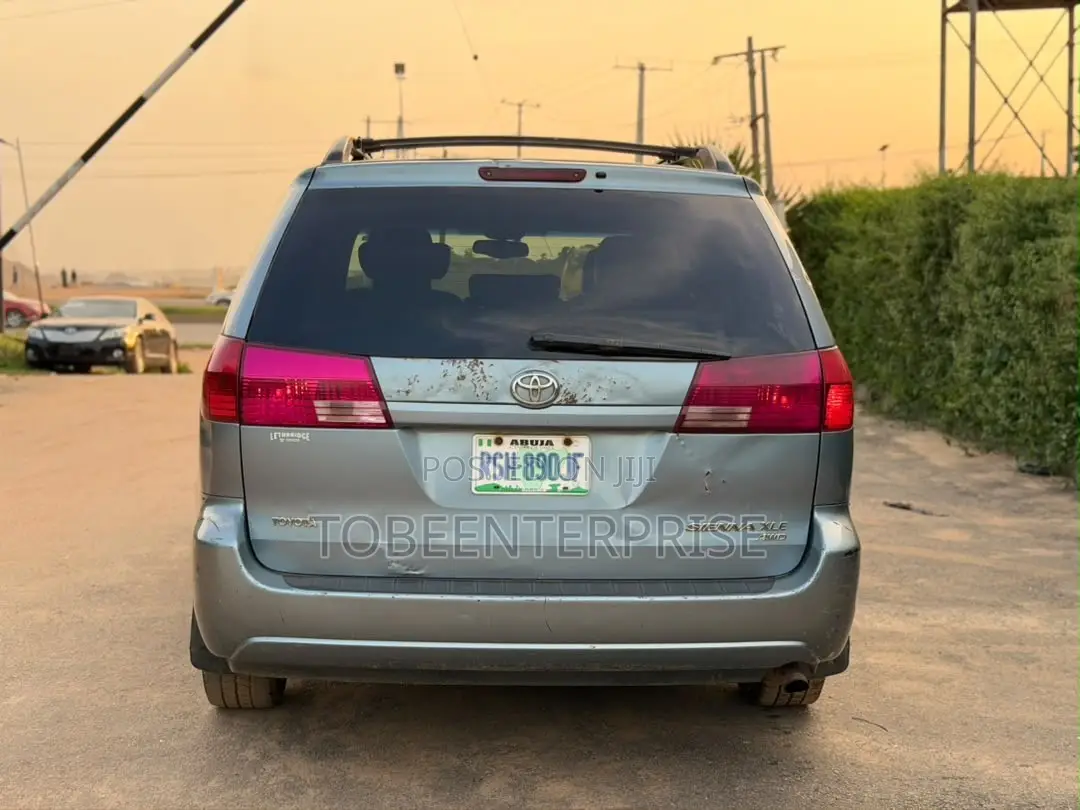 Toyota Sienna 2007 Gray