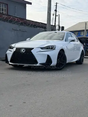 Lexus IS 300 AWD 2017 White