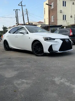Lexus IS 300 AWD 2017 White