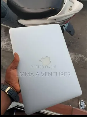 Laptop Apple MacBook Air 2015 8GB Intel Core i5 SSD 128GB