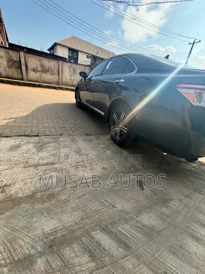 Lexus ES 2012 Black