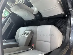 Toyota Corolla LE 4dr Sedan (1.8L 4cyl CVT) 2016 Gray