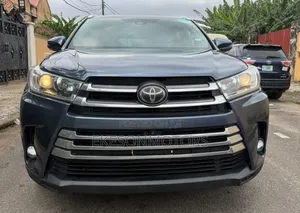 Toyota Highlander Limited Platinum 2019 Blue