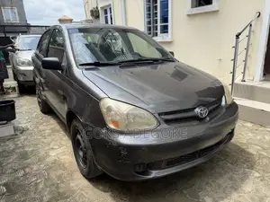 Toyota Echo Sedan 2005 Gray
