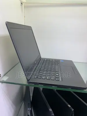 Laptop Dell Latitude 5450 8GB Intel Core i5 SSD 256GB