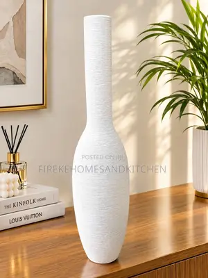 Elegant Texture Vase