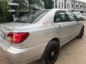 Toyota Corolla LE 2004 Silver