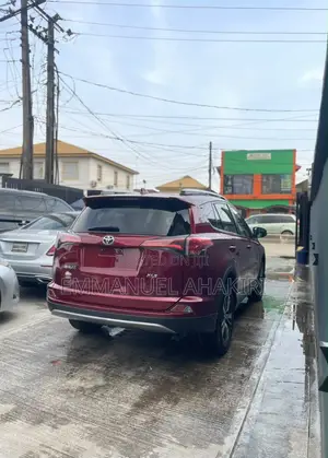 Toyota RAV4 2019 Red