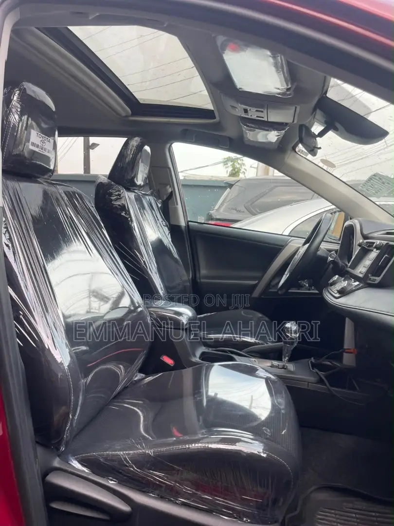 Toyota RAV4 2019 Red
