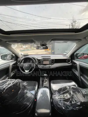 Toyota RAV4 2019 Red