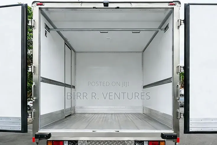 Dedicated Truck for Large Consignments
